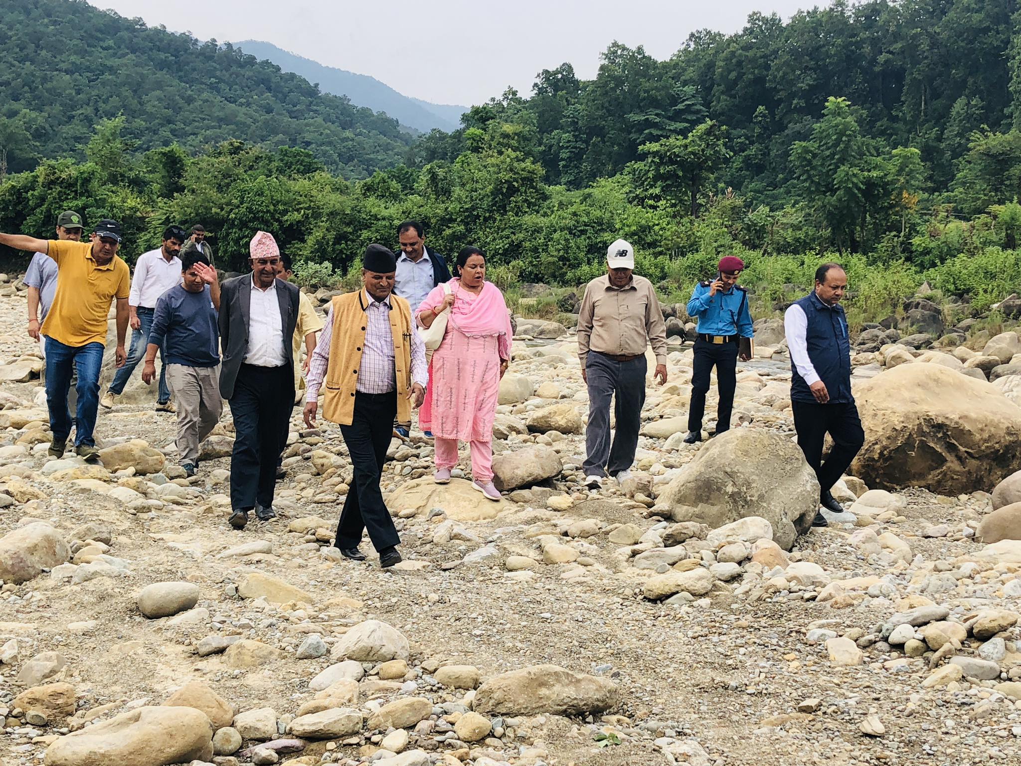 ठेक्का लगाउन सितगंगा नगरपालिका खोलाहरुको संयुक्त अनुगमन